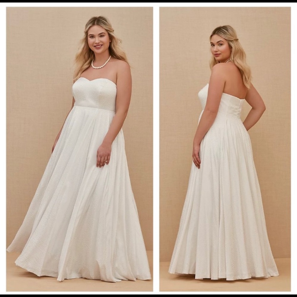 Torrid White Leopard Satin Strapless Wedding Dress Plus Size 16